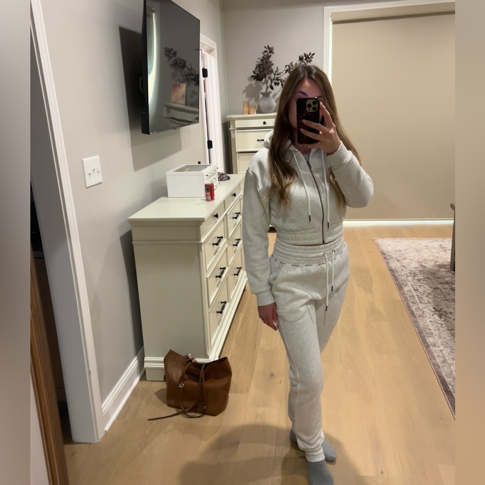 Lounge Apparel jogger and hoodie set NWOT
